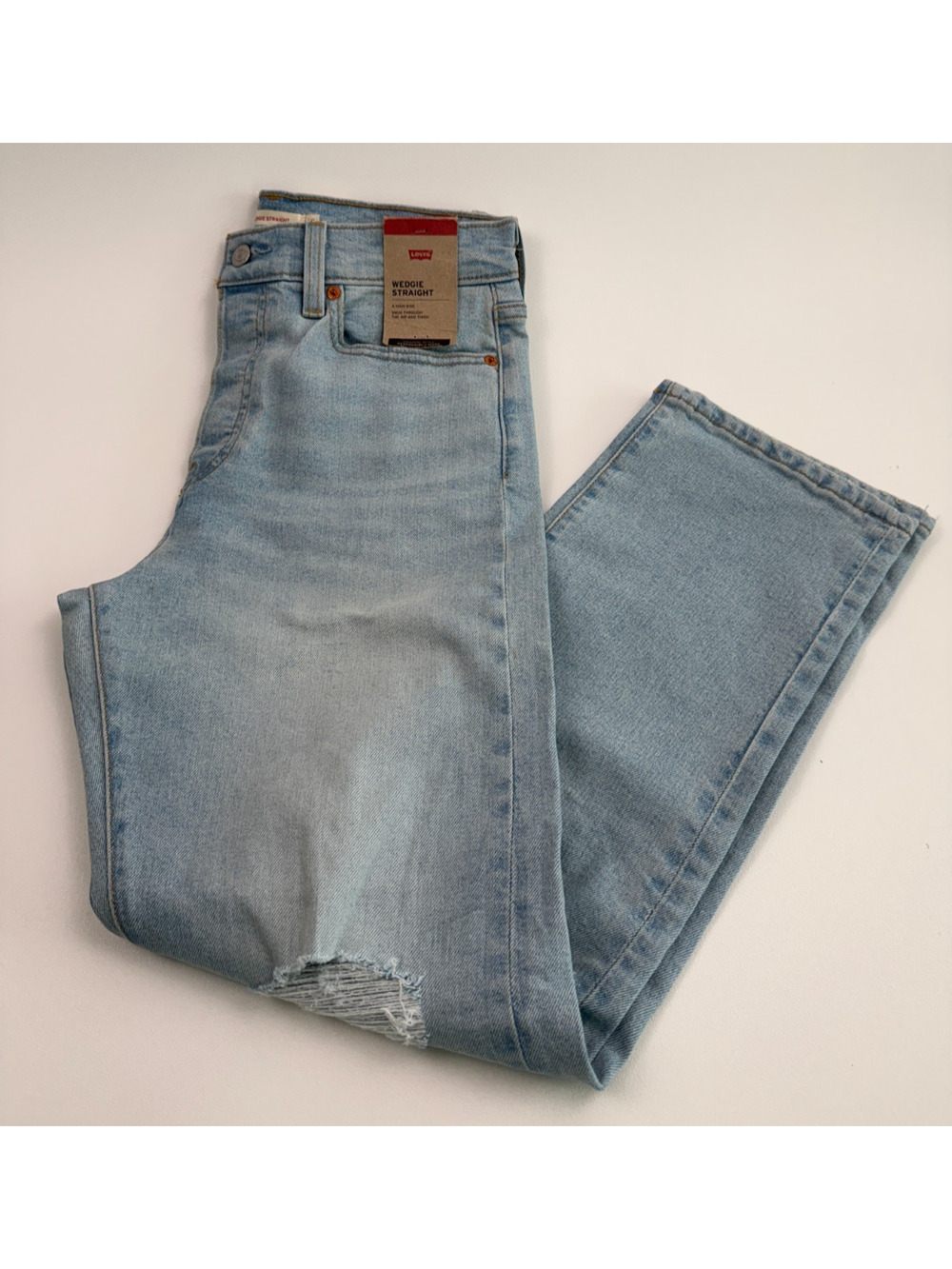 Levi's Women Wedgie Straight Fit High Rise Button Fly Jeans 28x28 Blue NWT